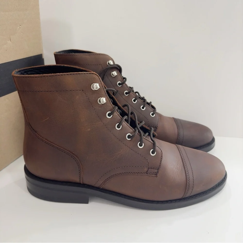 Thursday Boot Company Men's Arizona  Captain Cap Toe Leather Boots - Wide Width